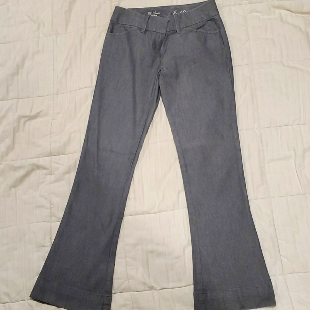 The Limited size 2 Regular jeans
